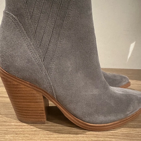 Marc Fisher booties - Picture 3 of 9